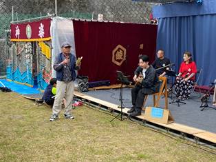 ��, �l, ���O, �q�� ���܂܂�Ă���摜

�����I�ɐ������ꂽ����