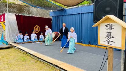 ���O, ����, ���N, �q�� ���܂܂�Ă���摜

�����I�ɐ������ꂽ����